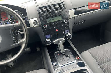 Позашляховик / Кросовер Volkswagen Touareg 2009 в 