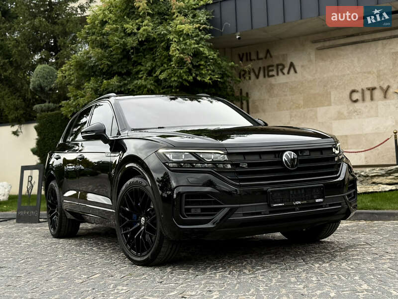 Внедорожник / Кроссовер Volkswagen Touareg 2022 в 