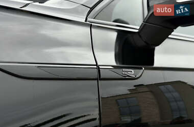 Внедорожник / Кроссовер Volkswagen Touareg 2022 в 