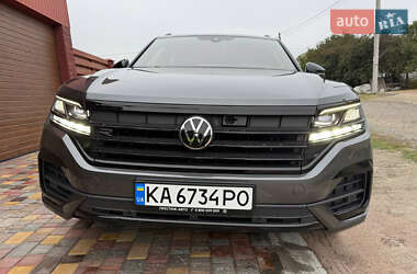 Внедорожник / Кроссовер Volkswagen Touareg 2023 в Киеве