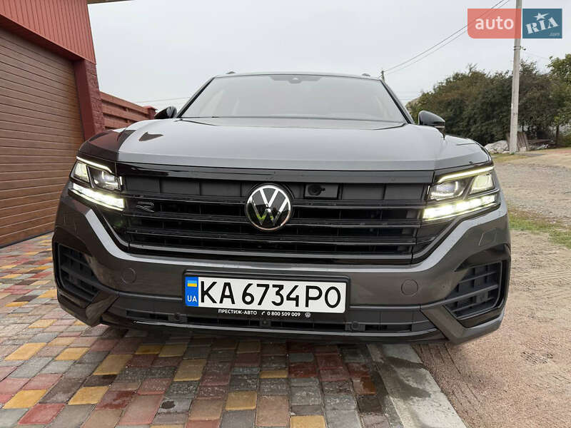 Внедорожник / Кроссовер Volkswagen Touareg 2023 в Киеве