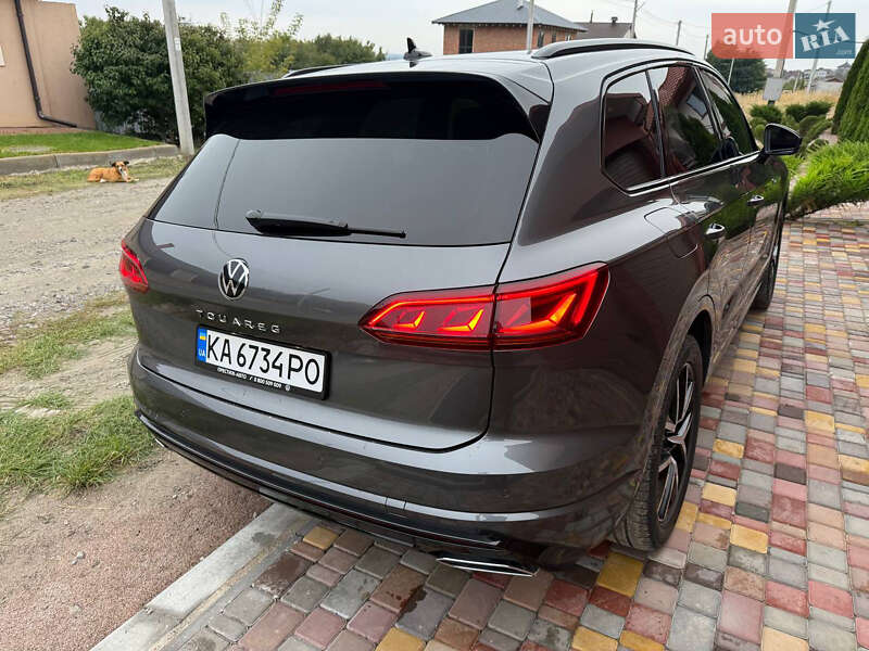 Внедорожник / Кроссовер Volkswagen Touareg 2023 в Киеве