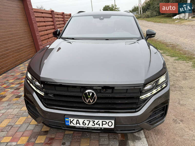 Внедорожник / Кроссовер Volkswagen Touareg 2023 в Киеве