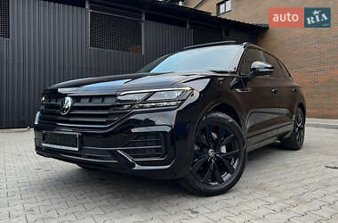 Внедорожник / Кроссовер Volkswagen Touareg 2022 в Казатине
