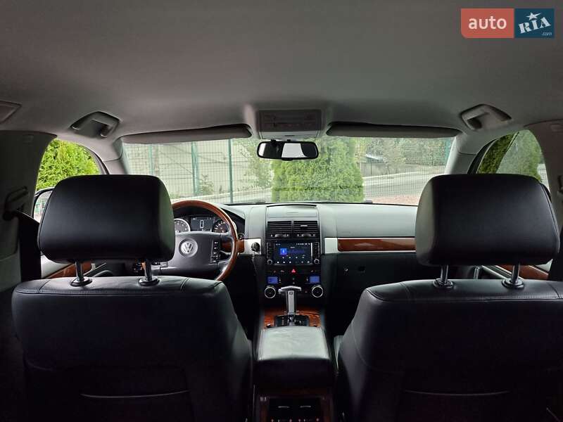 Внедорожник / Кроссовер Volkswagen Touareg 2009 в Виннице