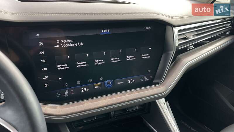 Позашляховик / Кросовер Volkswagen Touareg 2020 в Миколаєві