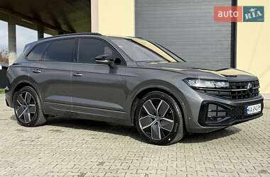 Позашляховик / Кросовер Volkswagen Touareg 2023 в  фото 55 Позашляховик / Кросовер Volkswagen Touareg 2023 в