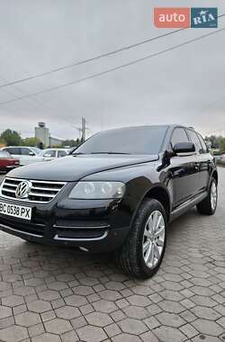 Позашляховик / Кросовер Volkswagen Touareg 2005 в Львові