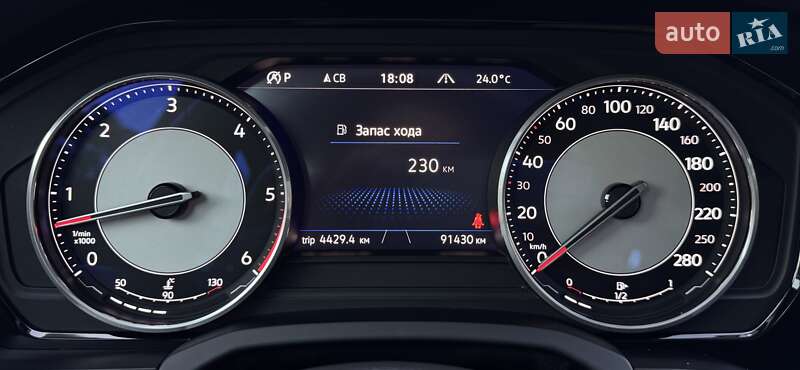 Позашляховик / Кросовер Volkswagen Touareg 2021 в Миргороді