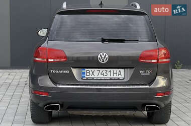 Внедорожник / Кроссовер Volkswagen Touareg 2011 в 
