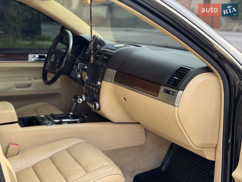 Внедорожник / Кроссовер Volkswagen Touareg 2004 в Межгорье фото 27 Внедорожник / Кроссовер Volkswagen Touareg 2004 в Межгорье