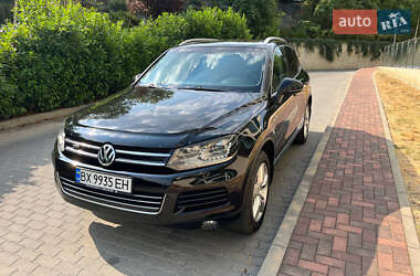 Внедорожник / Кроссовер Volkswagen Touareg 2010 в Хмельницком