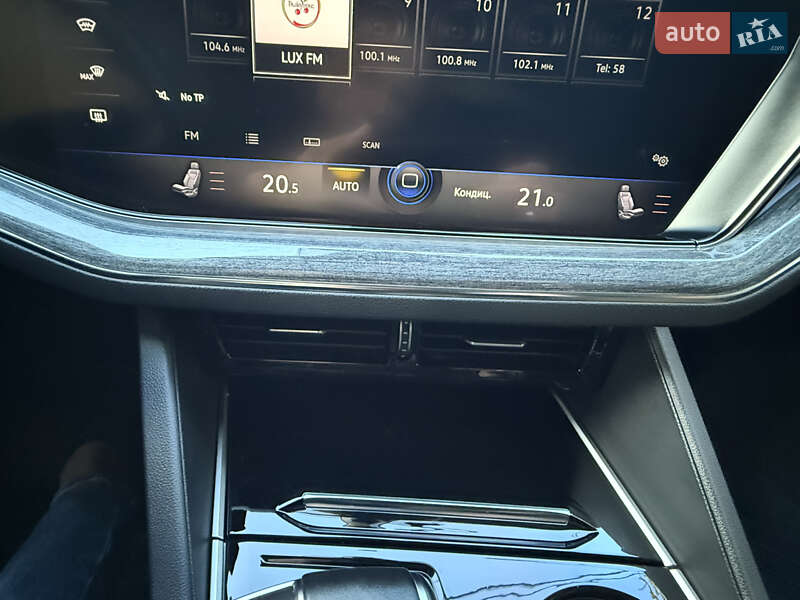 Позашляховик / Кросовер Volkswagen Touareg 2018 в Миколаєві фото 18 Позашляховик / Кросовер Volkswagen Touareg 2018 в Миколаєві
