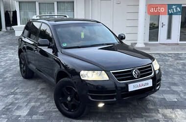 Внедорожник / Кроссовер Volkswagen Touareg 2006 в 