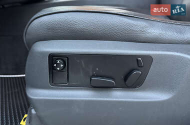 Внедорожник / Кроссовер Volkswagen Touareg 2006 в 