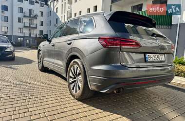 Внедорожник / Кроссовер Volkswagen Touareg 2021 в Одессе