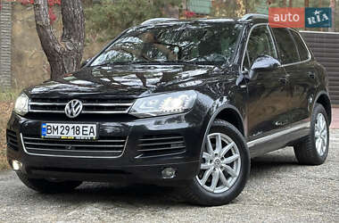 Внедорожник / Кроссовер Volkswagen Touareg 2014 в Киеве