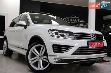 Позашляховик / Кросовер Volkswagen Touareg 2017 в Дрогобичі