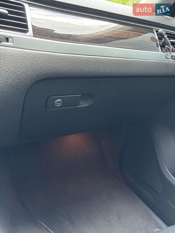 Внедорожник / Кроссовер Volkswagen Touareg 2014 в Львове фото 51 Внедорожник / Кроссовер Volkswagen Touareg 2014 в Львове