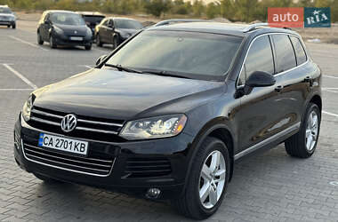 Позашляховик / Кросовер Volkswagen Touareg 2014 в Черкасах