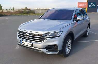Внедорожник / Кроссовер Volkswagen Touareg 2019 в Киеве