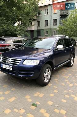 Позашляховик / Кросовер Volkswagen Touareg 2005 в Одесі
