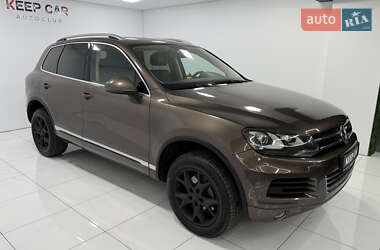 Внедорожник / Кроссовер Volkswagen Touareg 2010 в 