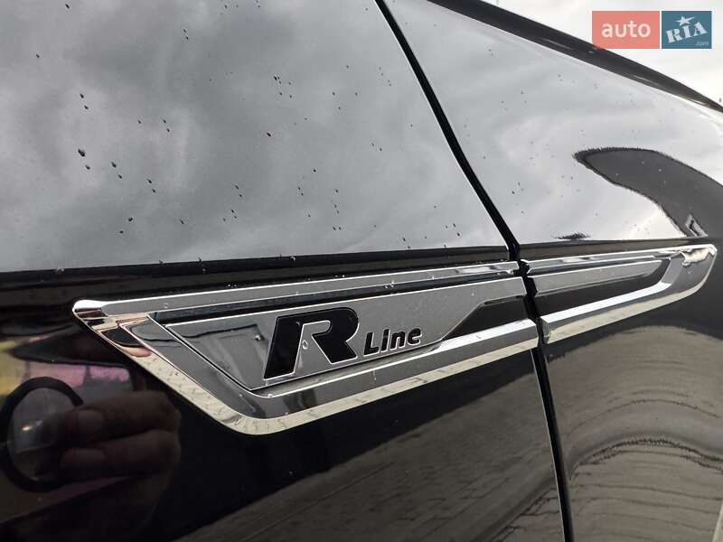 Позашляховик / Кросовер Volkswagen Touareg 2019 в Тернополі