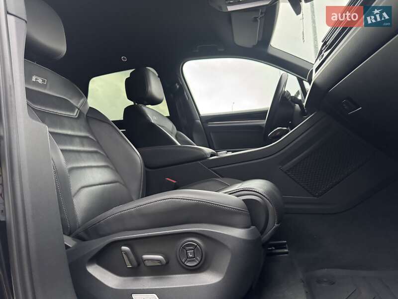 Позашляховик / Кросовер Volkswagen Touareg 2019 в Тернополі