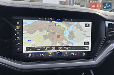 Внедорожник / Кроссовер Volkswagen Touareg 2019 в 