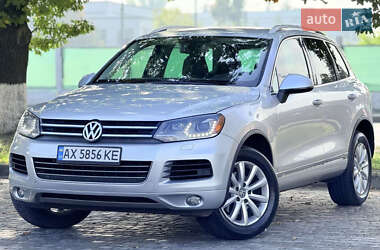 Позашляховик / Кросовер Volkswagen Touareg 2012 в Харкові
