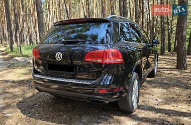 Позашляховик / Кросовер Volkswagen Touareg 2011 в  фото 7 Позашляховик / Кросовер Volkswagen Touareg 2011 в