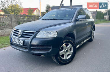 Внедорожник / Кроссовер Volkswagen Touareg 2004 в 