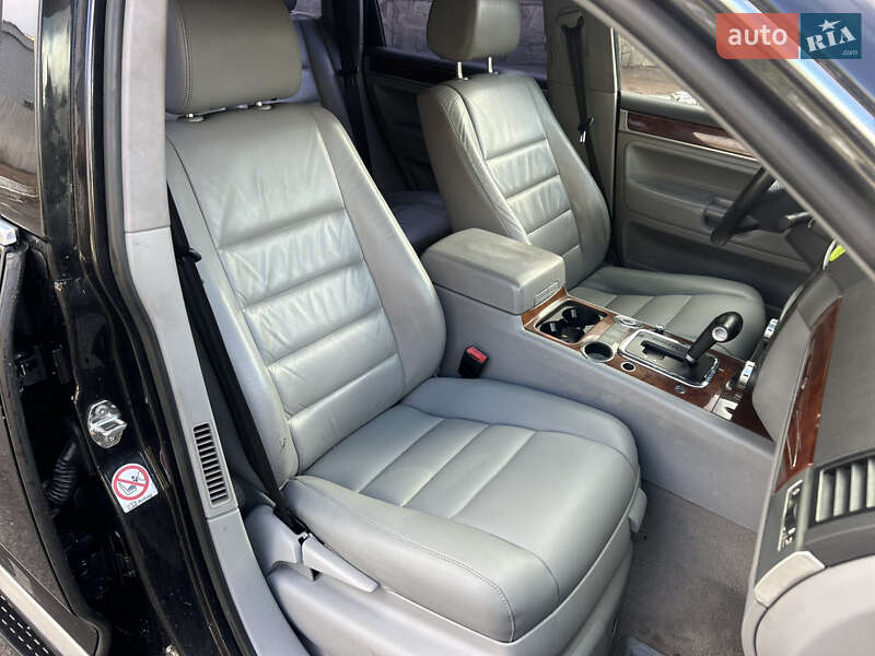 Внедорожник / Кроссовер Volkswagen Touareg 2005 в Киеве фото 25 Внедорожник / Кроссовер Volkswagen Touareg 2005 в Киеве