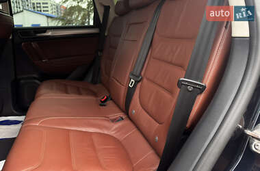 Внедорожник / Кроссовер Volkswagen Touareg 2016 в 