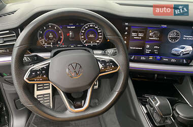 Внедорожник / Кроссовер Volkswagen Touareg 2022 в 