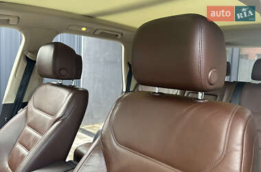 Позашляховик / Кросовер Volkswagen Touareg 2011 в 