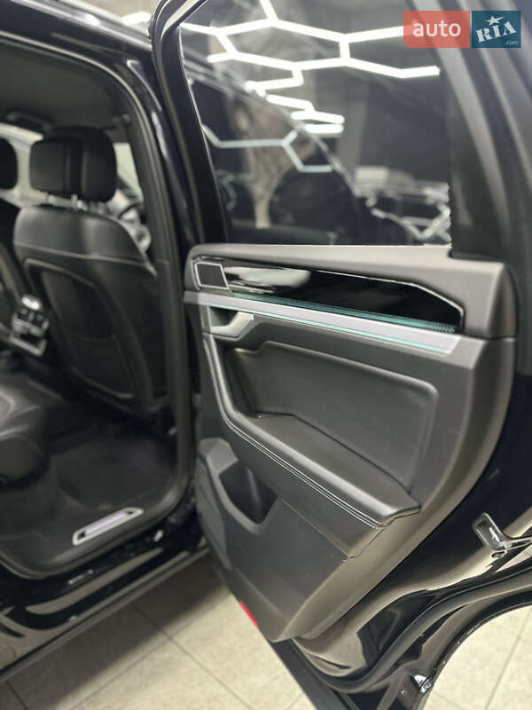 Позашляховик / Кросовер Volkswagen Touareg 2021 в Миколаєві фото 20 Позашляховик / Кросовер Volkswagen Touareg 2021 в Миколаєві