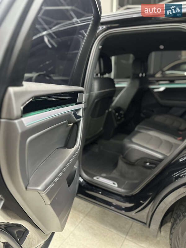 Позашляховик / Кросовер Volkswagen Touareg 2021 в Миколаєві фото 24 Позашляховик / Кросовер Volkswagen Touareg 2021 в Миколаєві