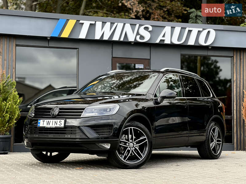 Позашляховик / Кросовер Volkswagen Touareg 2016 в Одесі