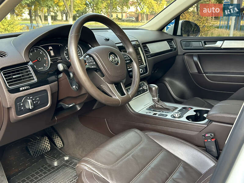 Внедорожник / Кроссовер Volkswagen Touareg 2014 в Николаеве фото 7 Внедорожник / Кроссовер Volkswagen Touareg 2014 в Николаеве