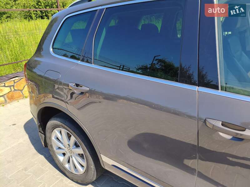 Внедорожник / Кроссовер Volkswagen Touareg 2011 в Могилев-Подольске фото 25 Внедорожник / Кроссовер Volkswagen Touareg 2011 в Могилев-Подольске