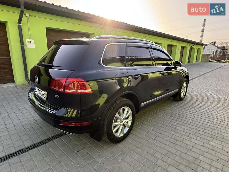 Позашляховик / Кросовер Volkswagen Touareg 2011 в Кам'янець-Подільському фото 10 Позашляховик / Кросовер Volkswagen Touareg 2011 в Кам'янець-Подільському