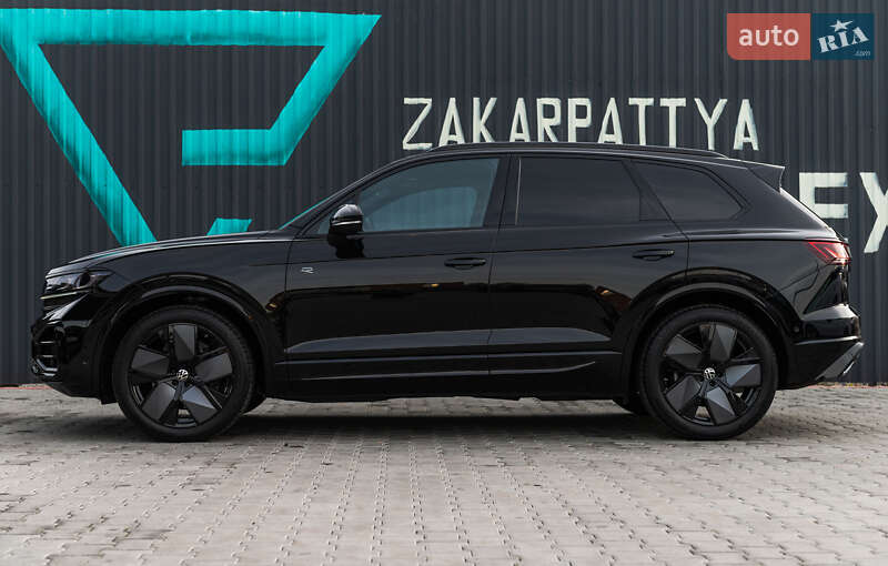 Внедорожник / Кроссовер Volkswagen Touareg 2024 в Мукачево
