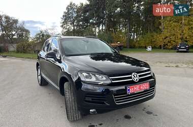 Внедорожник / Кроссовер Volkswagen Touareg 2011 в 
