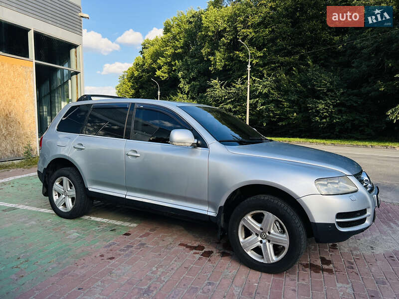 Внедорожник / Кроссовер Volkswagen Touareg 2004 в Виннице