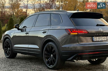 Позашляховик / Кросовер Volkswagen Touareg 2019 в  фото 27 Позашляховик / Кросовер Volkswagen Touareg 2019 в