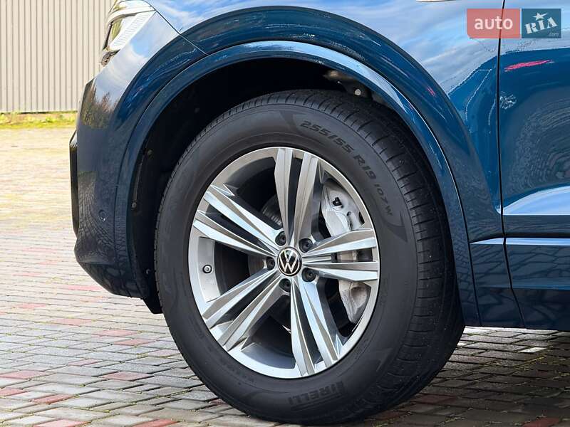 Внедорожник / Кроссовер Volkswagen Touareg 2021 в Луцке
