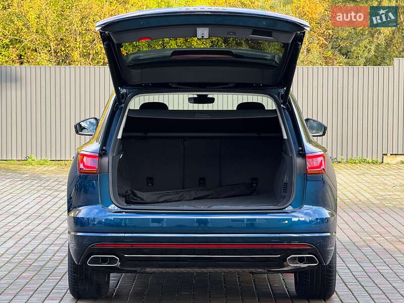 Внедорожник / Кроссовер Volkswagen Touareg 2021 в Луцке
