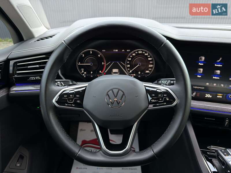 Внедорожник / Кроссовер Volkswagen Touareg 2021 в Луцке